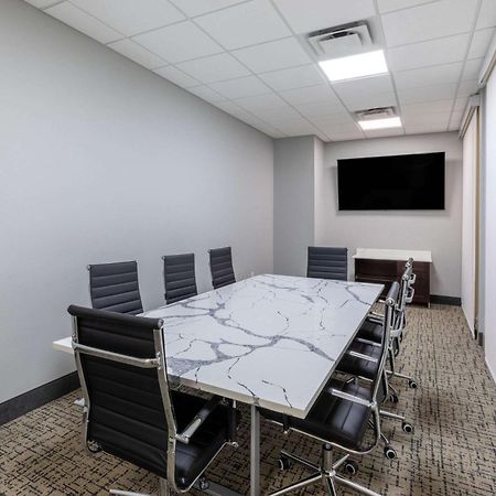 La Quinta Inn & Suites By Wyndham Dallas - Frisco Stadium Екстериор снимка