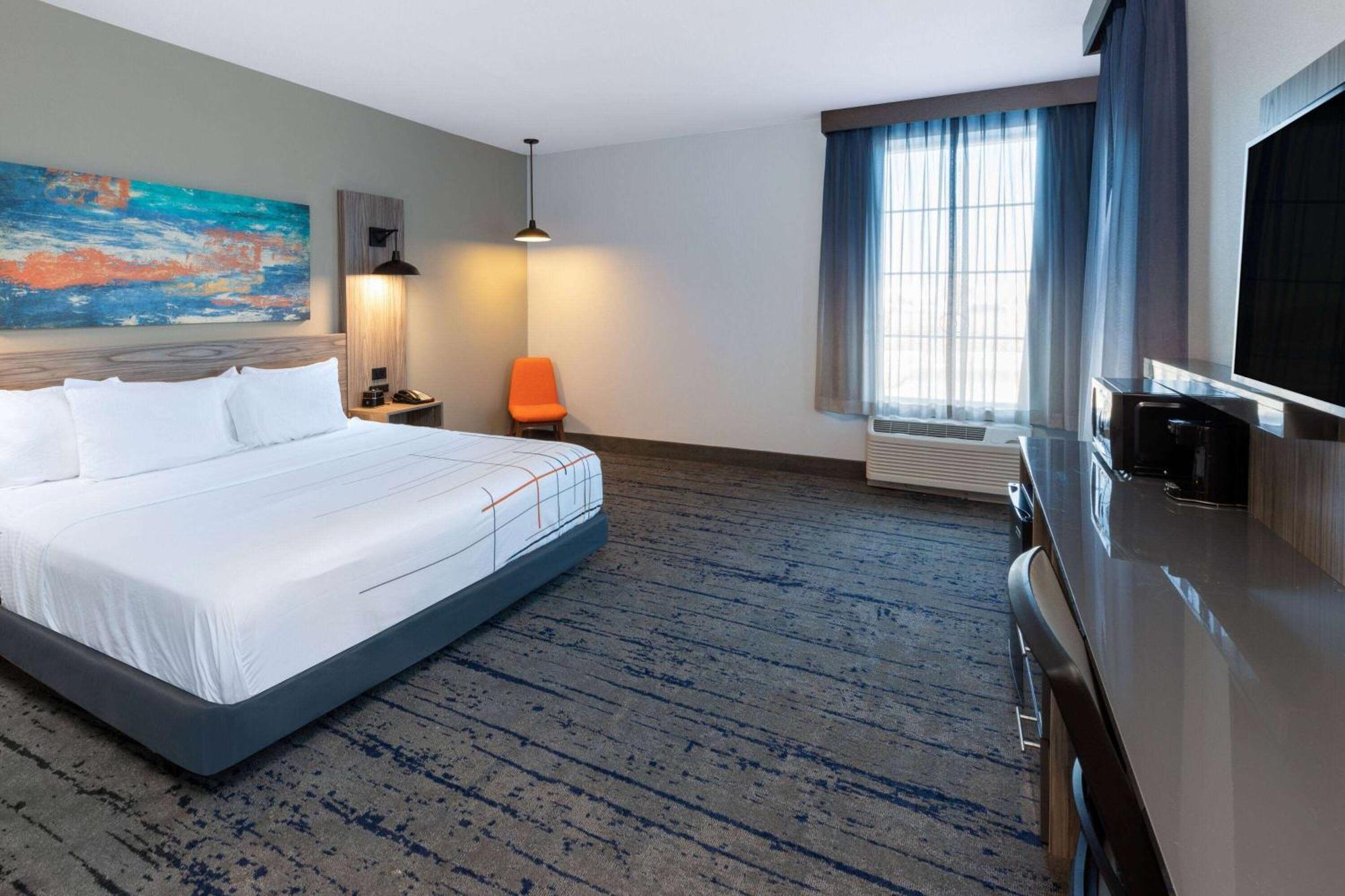 La Quinta Inn & Suites By Wyndham Dallas - Frisco Stadium Екстериор снимка